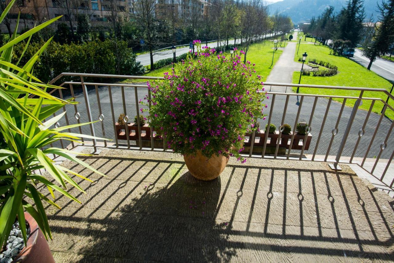 Hotel Palacio Atxega Usurbil Exterior photo